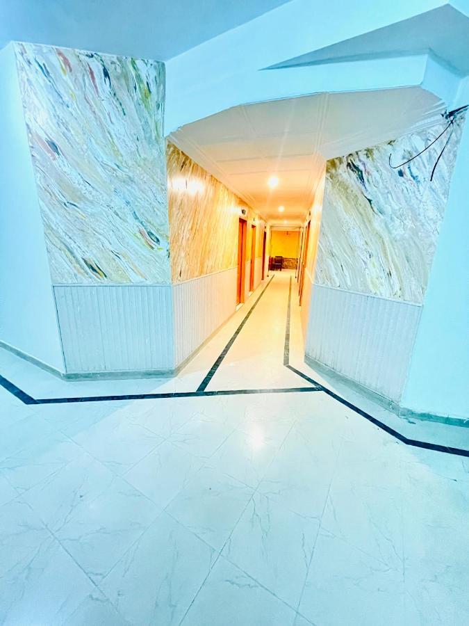 Hotel New Mid City Multan Eksteriør bilde